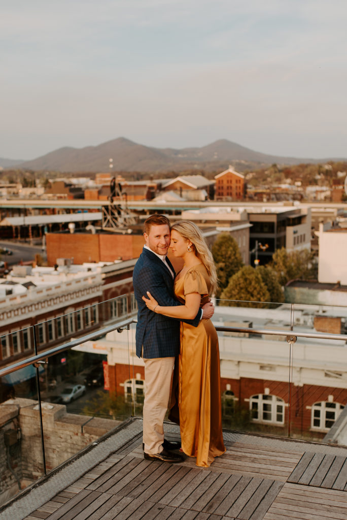 what to wear for downtown engagement photos