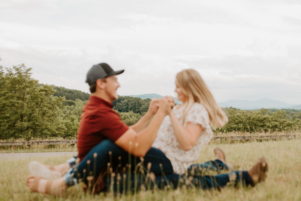 outfit inspiration for summer engagement pictures