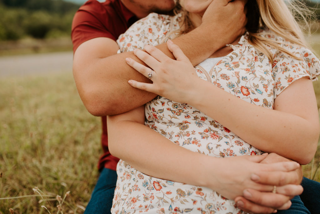 summer engagement pictures