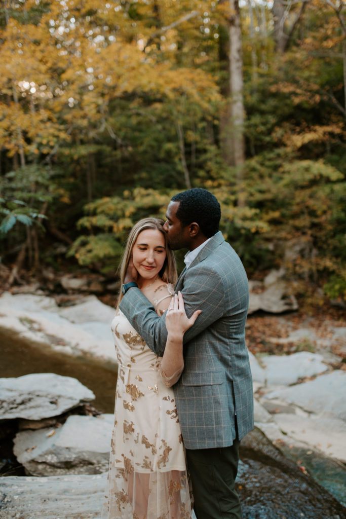 fall virginia engagement session at natural bridge state park in the river