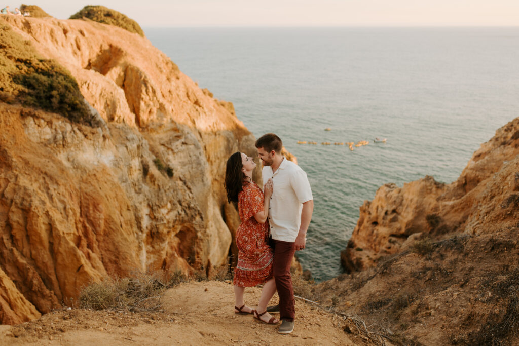 couples photos in lagos, portugal